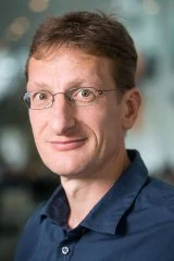 Jakob Lauring
